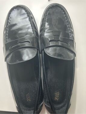 ZARA Women’s  Black Patent Leather Penny Loafers